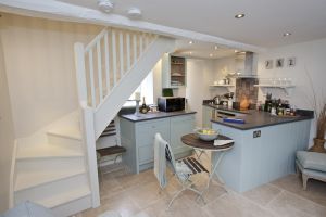 Christina Warwick coach house 1 sm.jpg